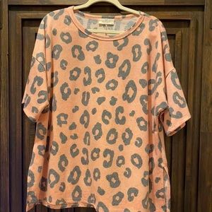 Oversized Cheetah print top